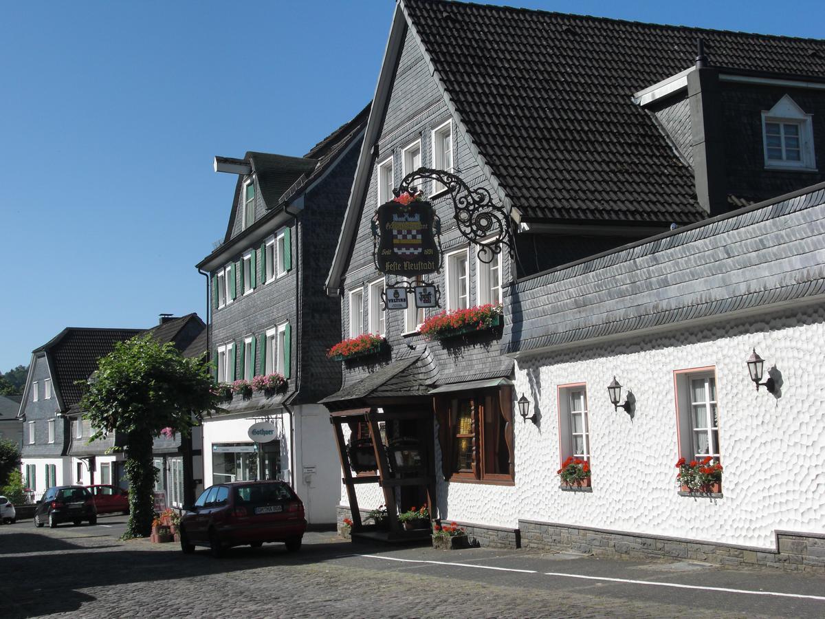 Feste Neustadt Bergneustadt Exterior photo